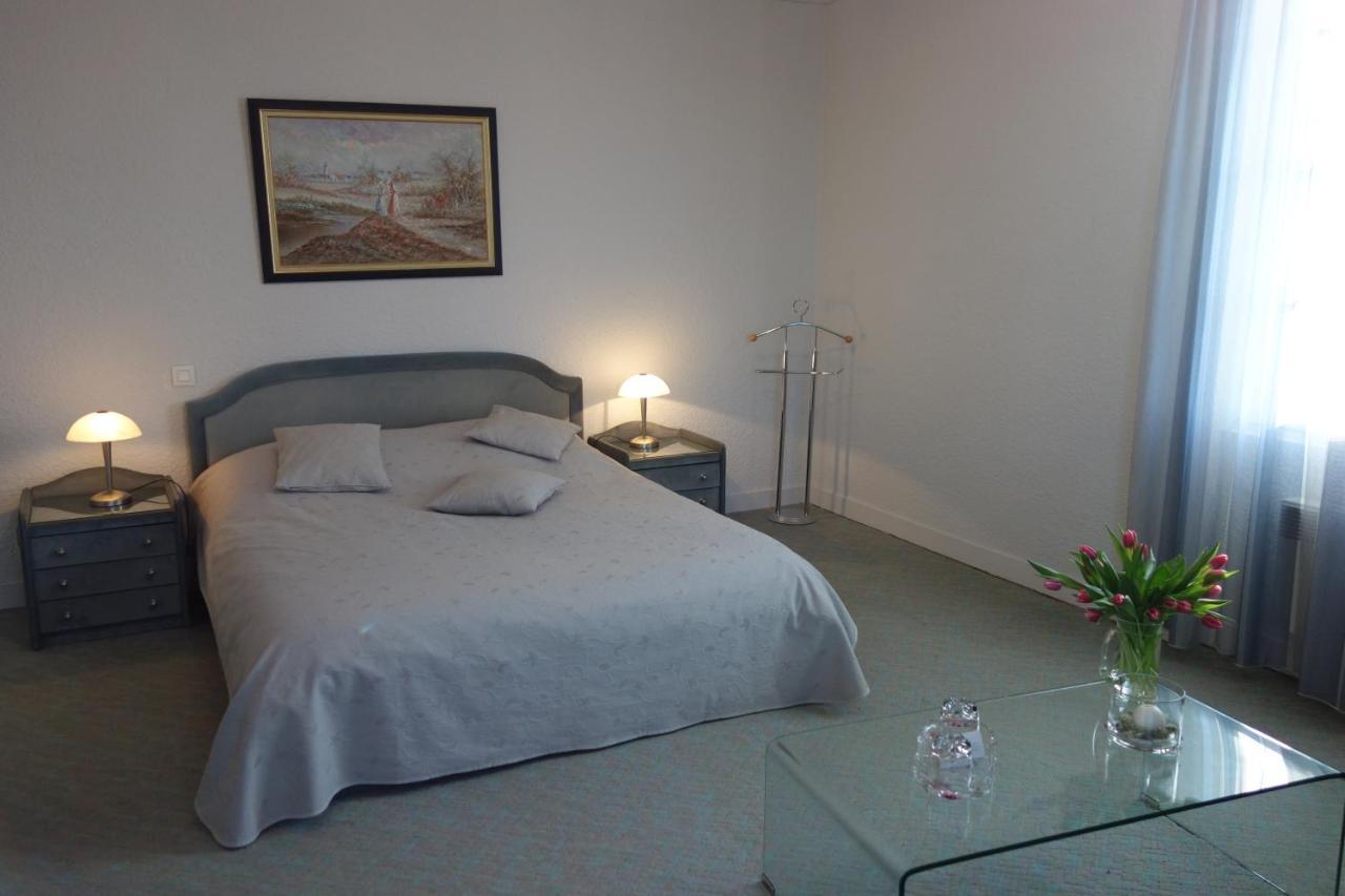 Le Platane Bed & Breakfast Lafrançaise Dış mekan fotoğraf